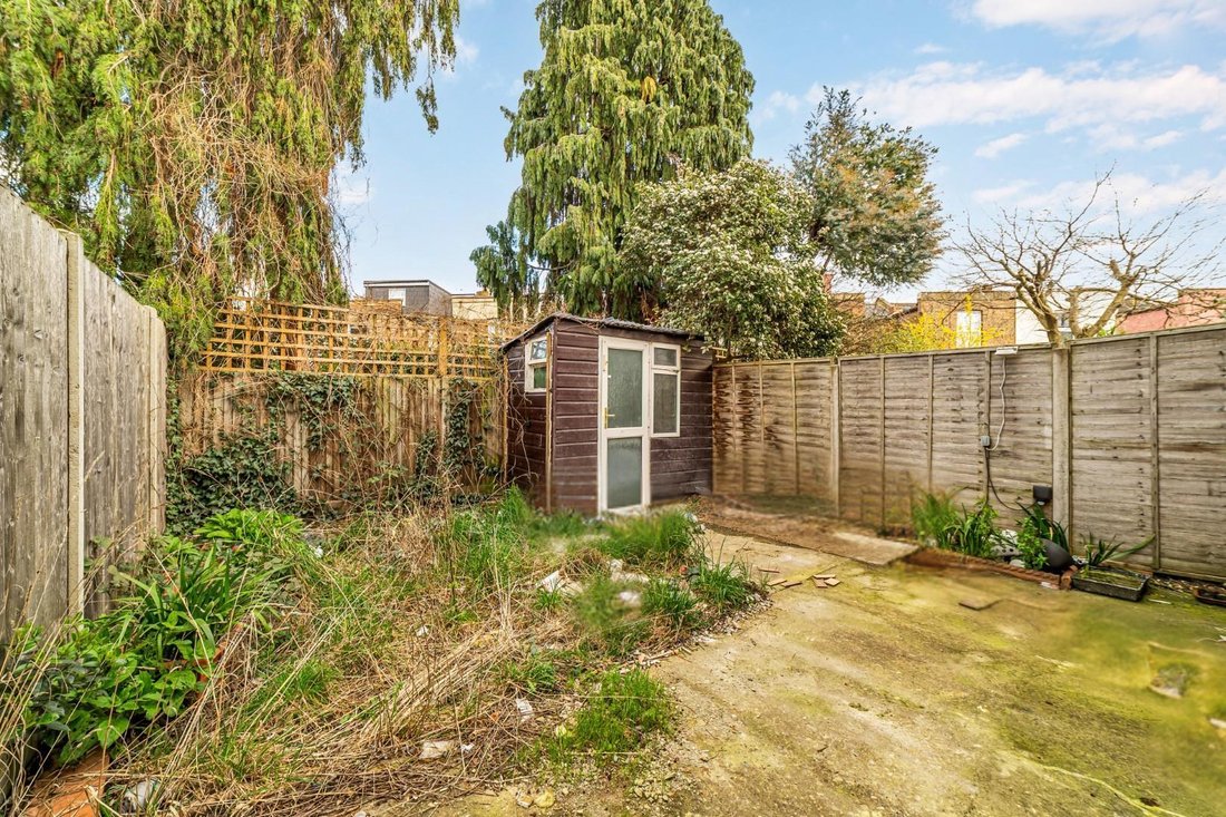 Casa a West Acton, Ealing, Inghilterra 1 - 17450805