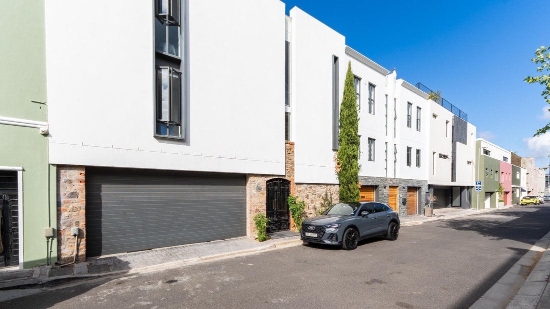 House in Green Point, Cape Town, South Africa 1 - 17454910