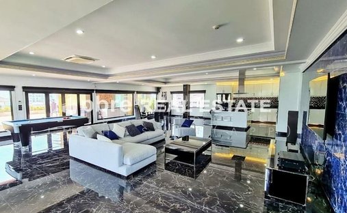 Condo in Pattaya City, Chon Buri, Thailand 1