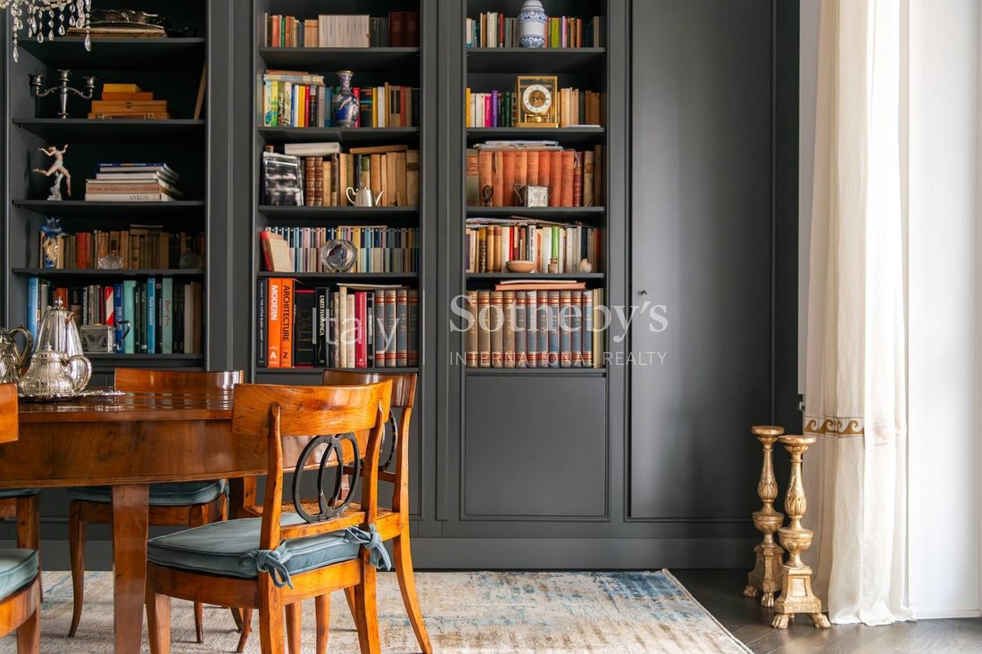 Apartment in Porta Venezia - Repubblica, Milan, Italy 3 - 17458223