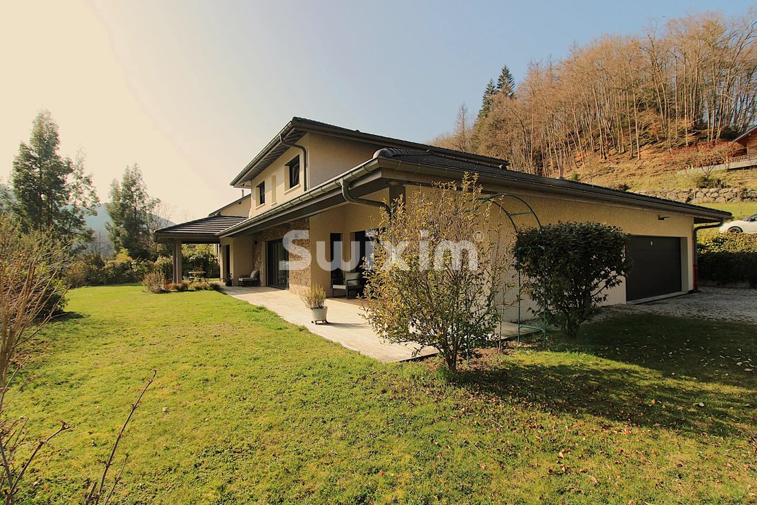 House in Naves-Parmelan, Auvergne-Rhône-Alpes, France 1 - 17459235