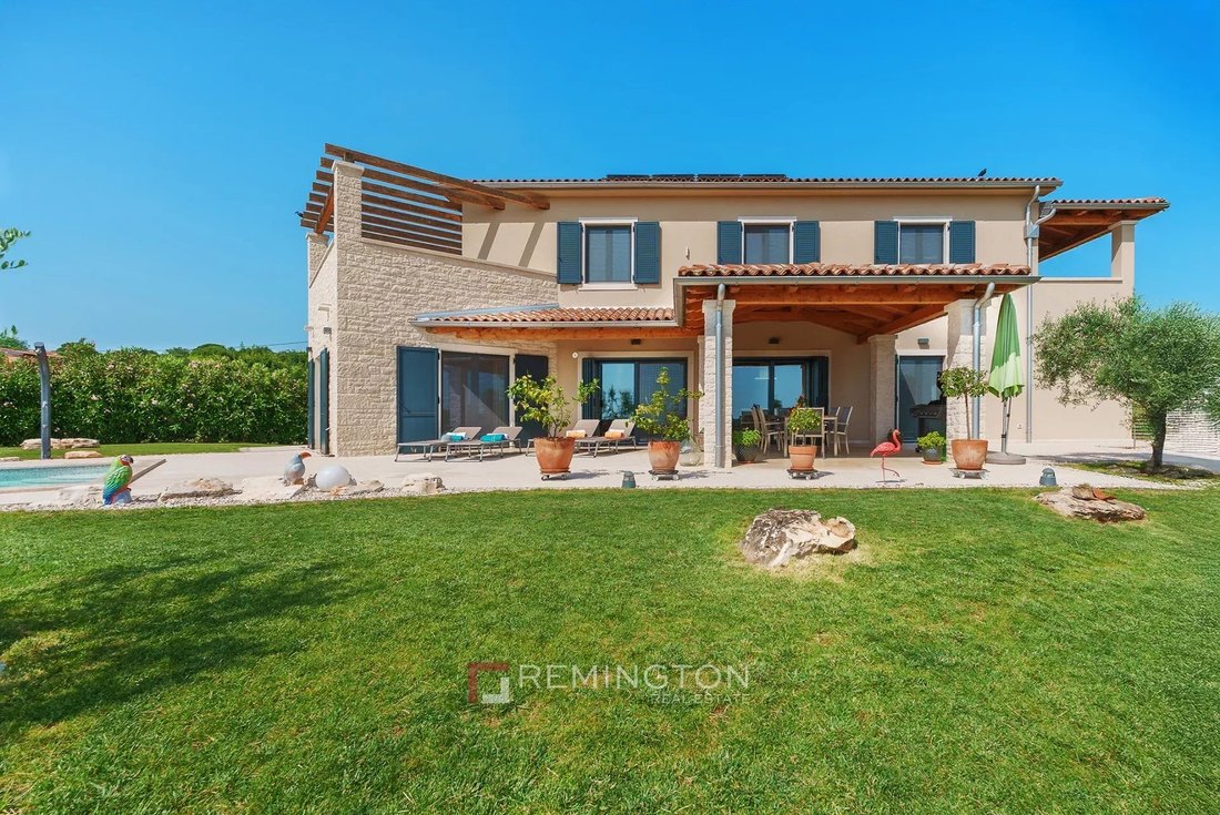 Villa in Labinci, Istria County, Croatia 1 - 16478007