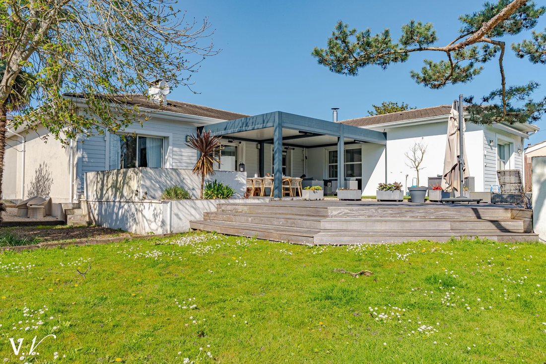 House in Jean Moulin, Le Bouscat, France 1 - 17460259