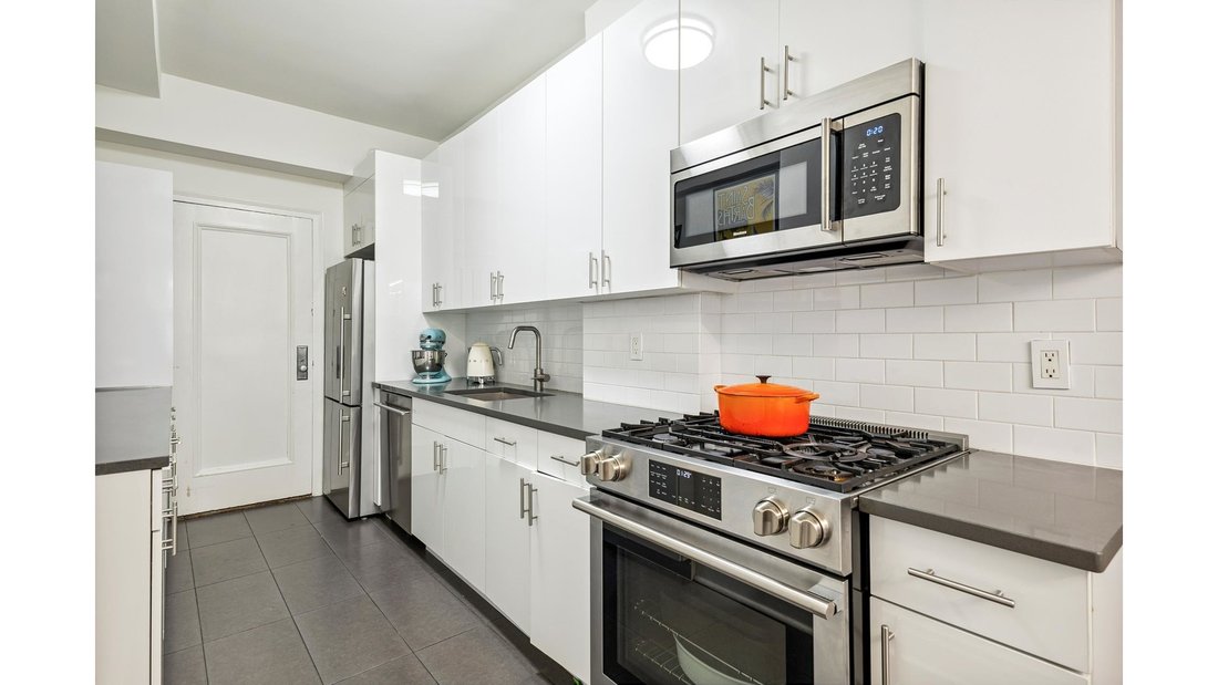 Co Op in New York, New York, United States 5 - 16258787