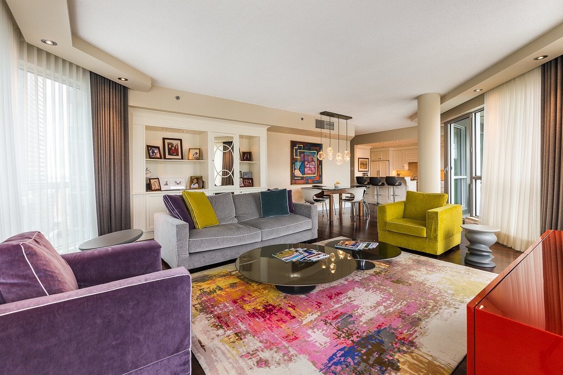 Condo in Montreal, Quebec, Canada 1 - 17458119