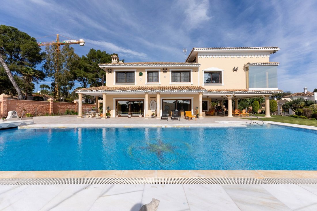 Villa à Elviria-Cabopino, Marbella, Espagne 1 - 17461218