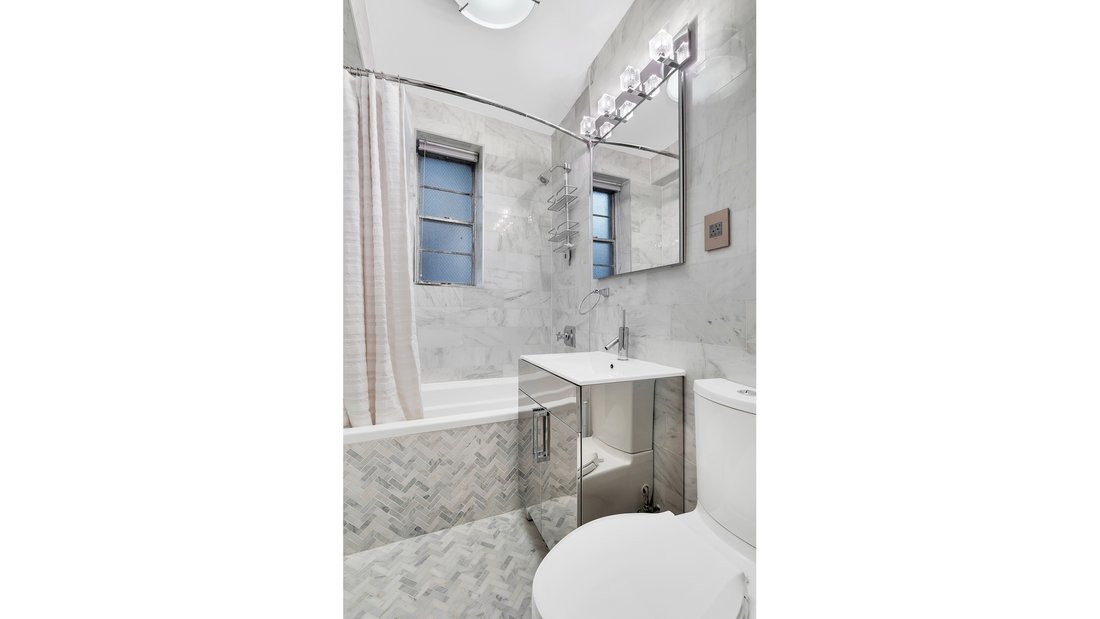 Co Op in New York, New York, United States 5 - 17459207
