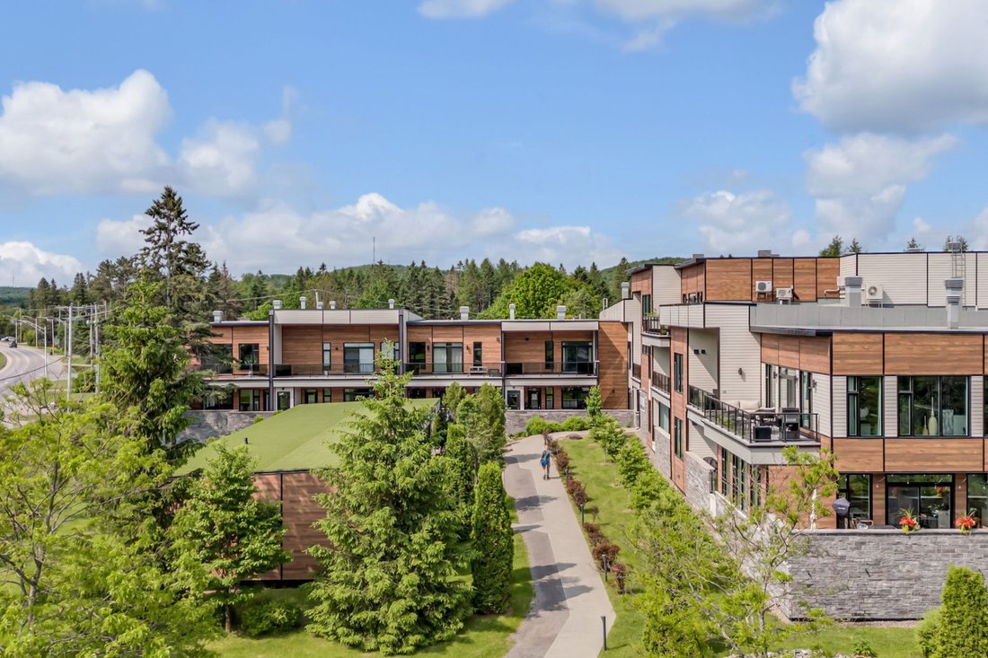 Condo in Lac-Beauport, Quebec, Canada 2 - 17056769