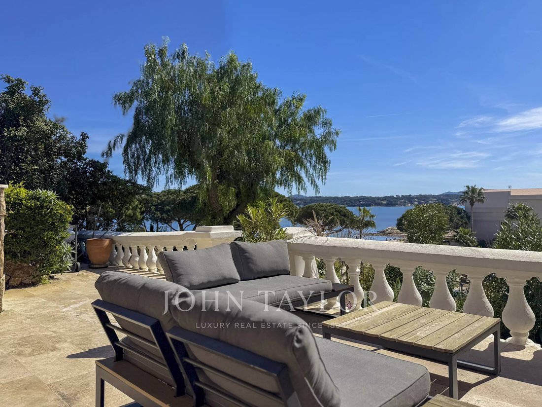 Villa in Bandol, Provence-Alpes-Côte d'Azur, France 2 - 17459242