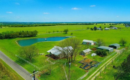 Farm Ranch in Gunter, Texas, United States 1