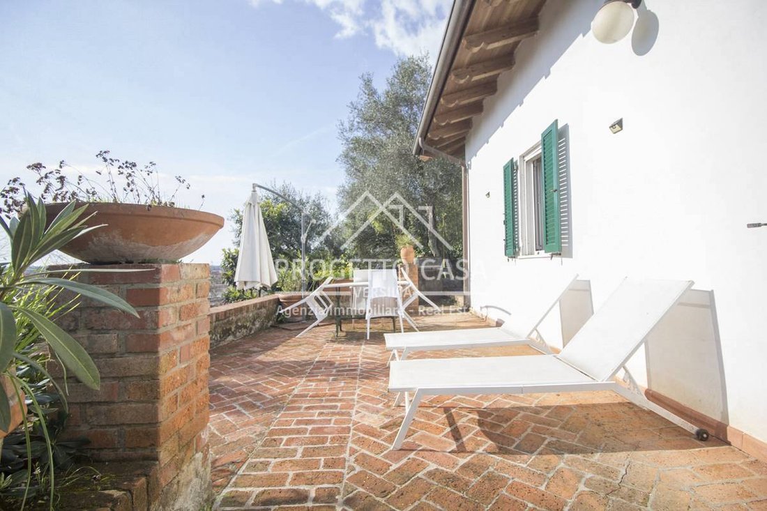 House in Pietrasanta, Tuscany, Italy 3 - 17455630