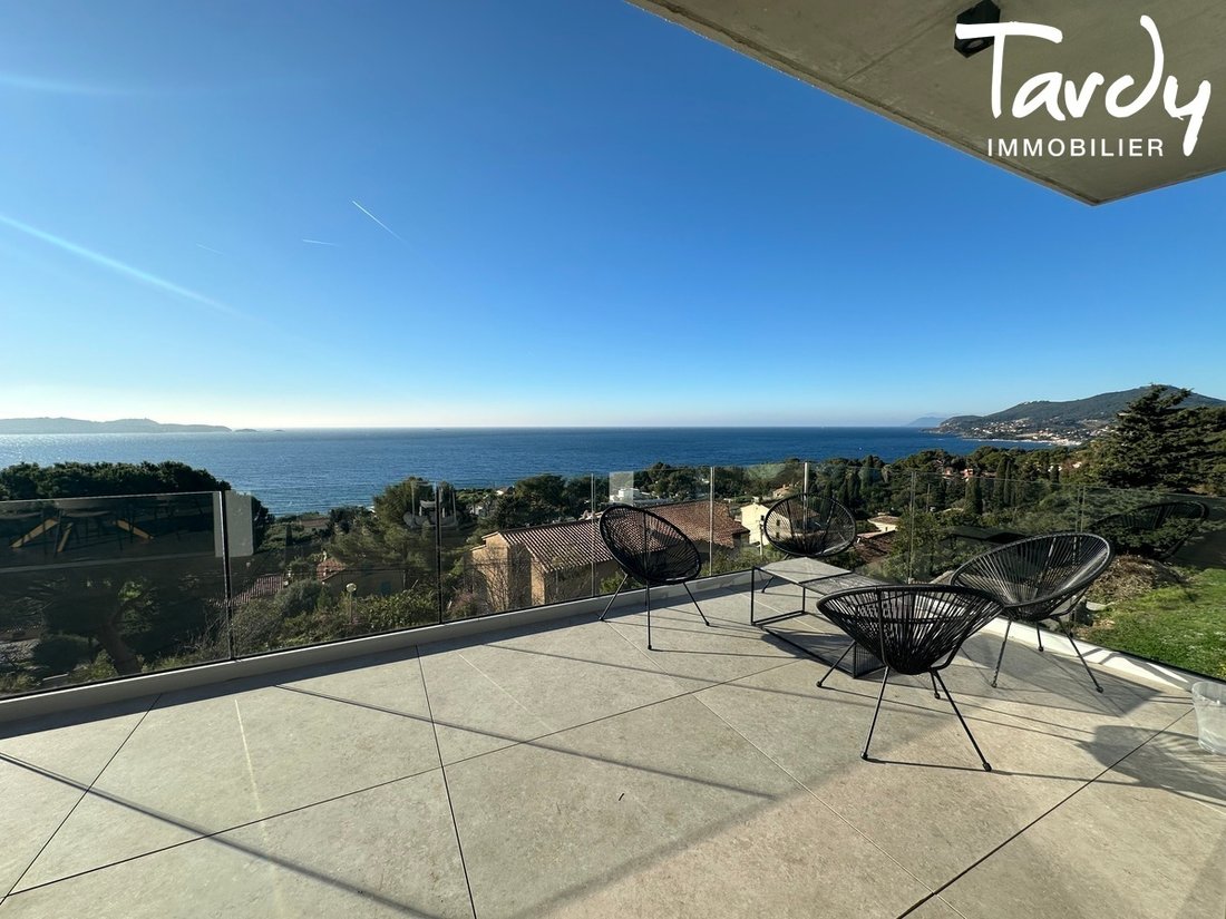 Villa in Centre Ville, Carqueiranne, France 5 - 16870951