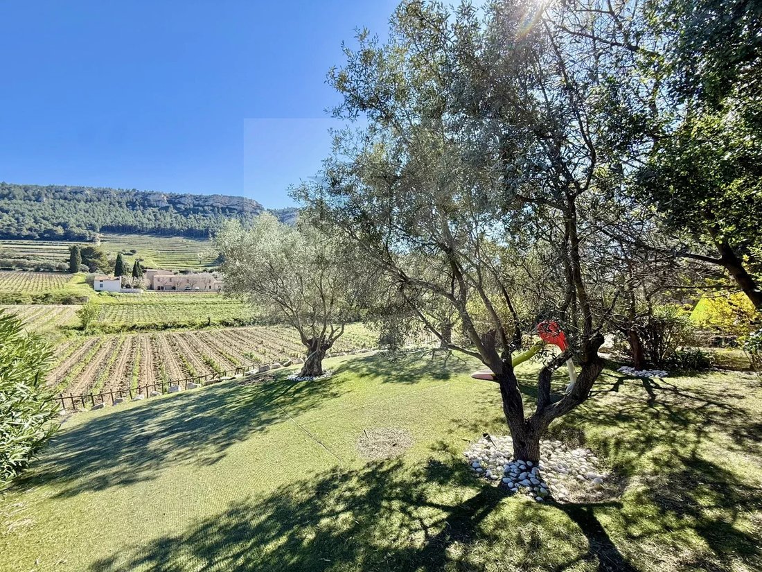 Villa in Peripherie, Cassis, France 3 - 17454465