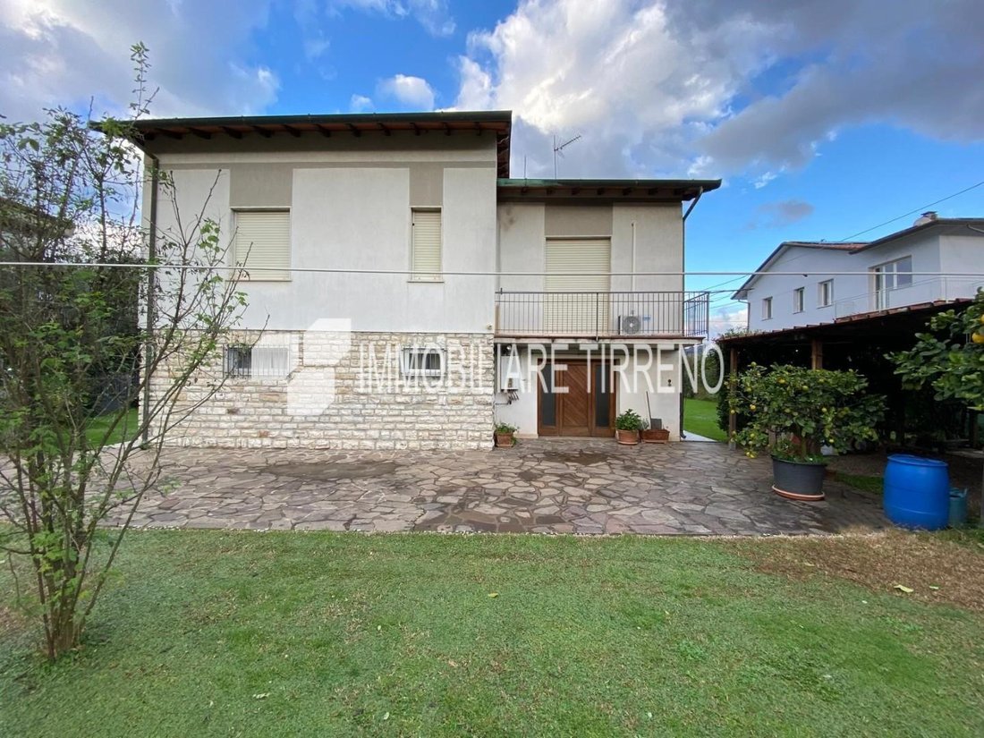 Villa in Puliche, Massa, Tuscany 4 - 15155448