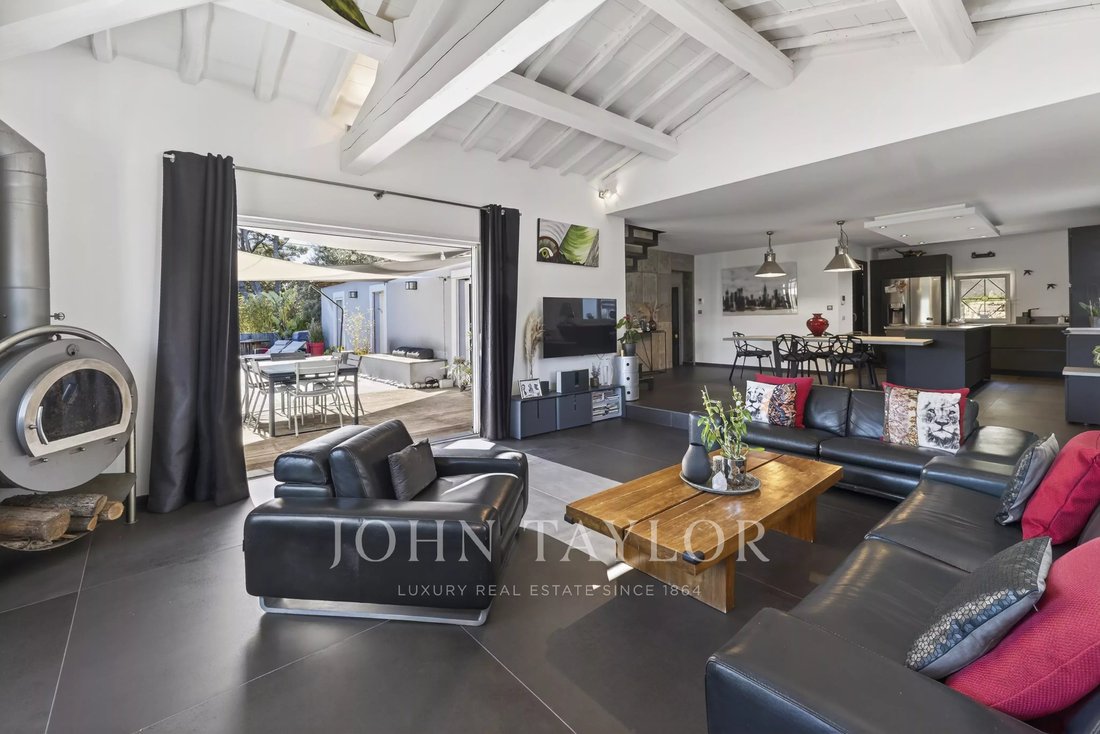 Villa in Ceyreste, Provence-Alpes-Côte d'Azur, France 3 - 17456763