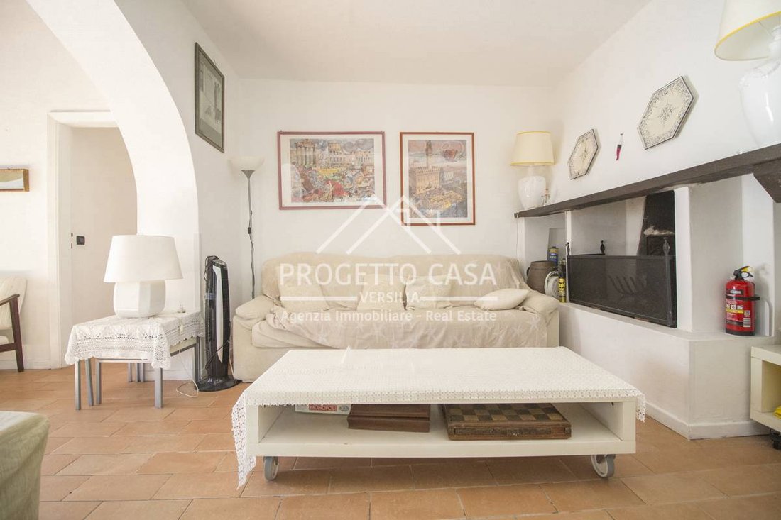 House in Pietrasanta, Tuscany, Italy 5 - 17455630