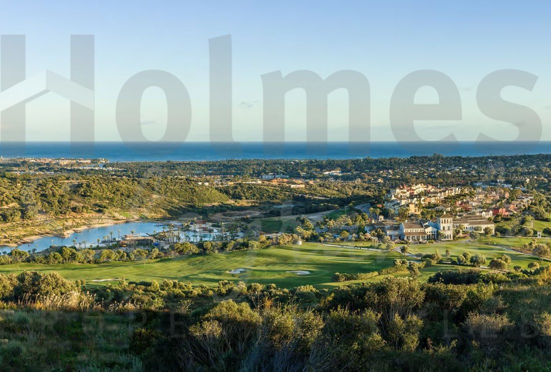 Land in Sotogrande, San Roque, Andalusia 1 - 17458808