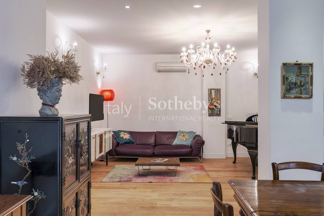 Apartment in Center, Verona, Veneto 5 - 14957852
