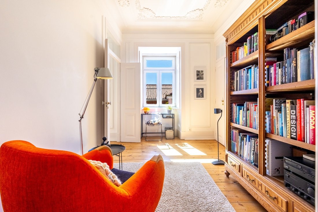 Apartment in Arroios, Lisbon, Portugal 2 - 17450306