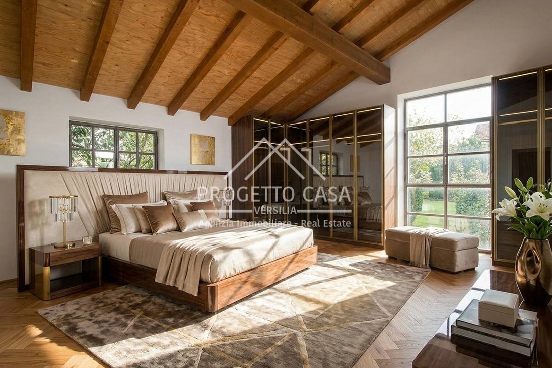 House in Pietrasanta, Tuscany, Italy 3 - 17455623