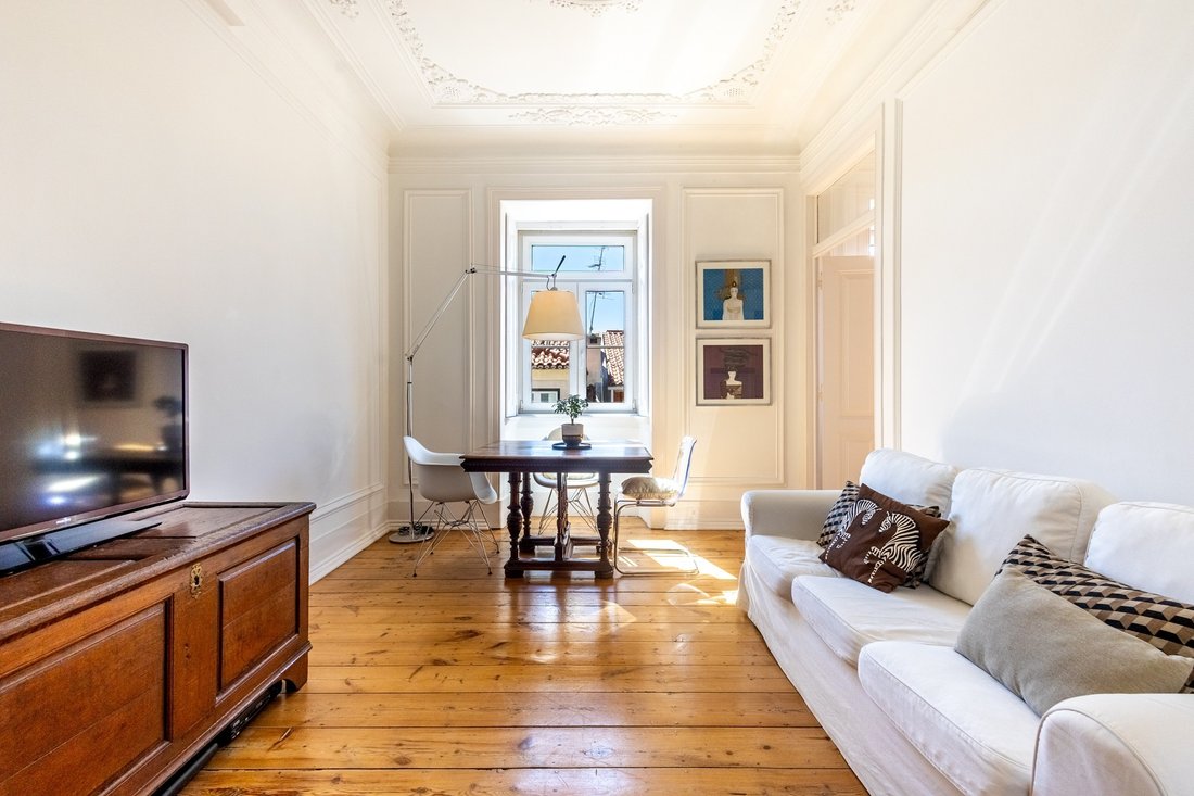Apartment in Arroios, Lisbon, Portugal 1 - 17450306