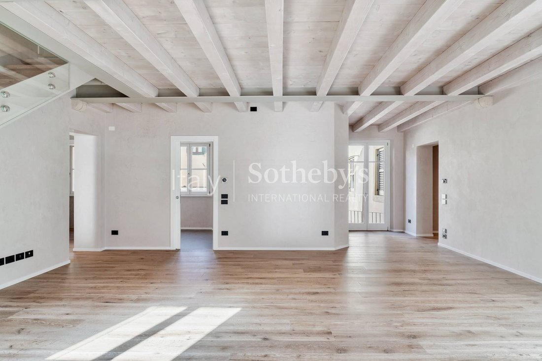 Apartment in Center, Verona, Veneto 5 - 14585797