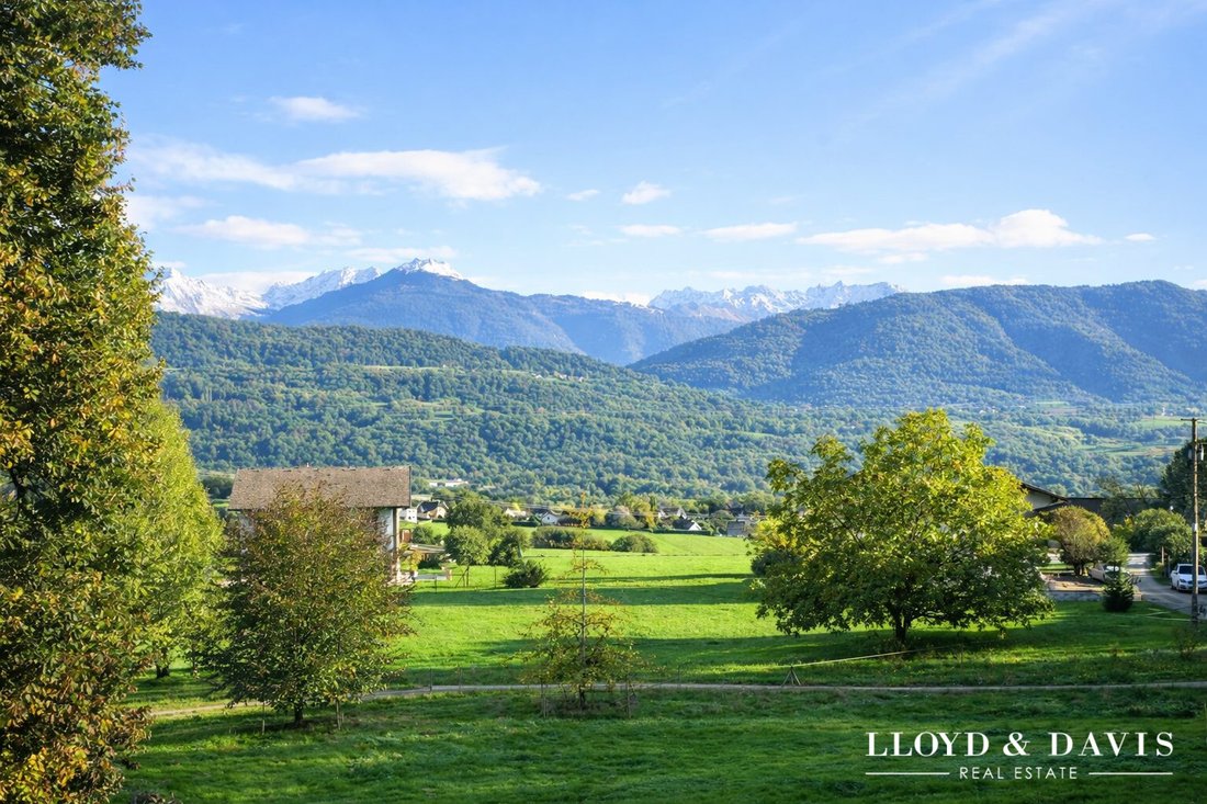 House in Sainte-Helene-du-Lac, Auvergne-Rhône-Alpes, France 2 - 17463247