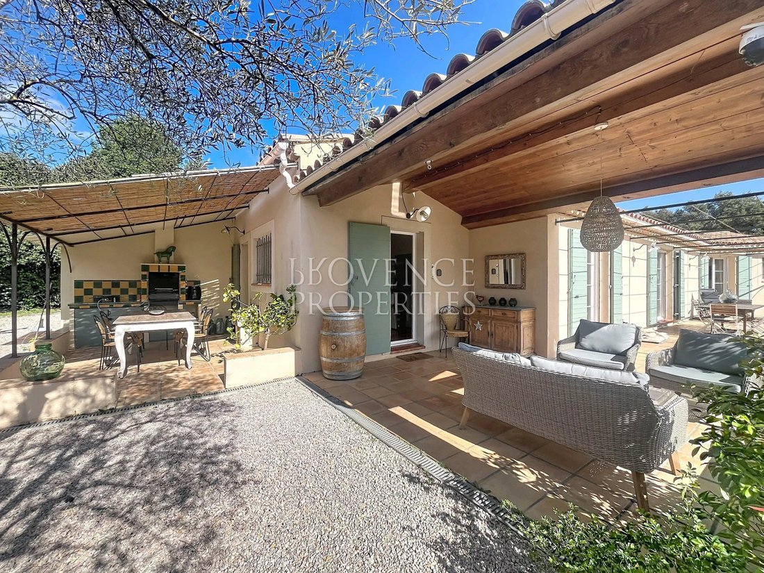 House in Cotignac, Provence-Alpes-Côte d'Azur, France 3 - 17459252