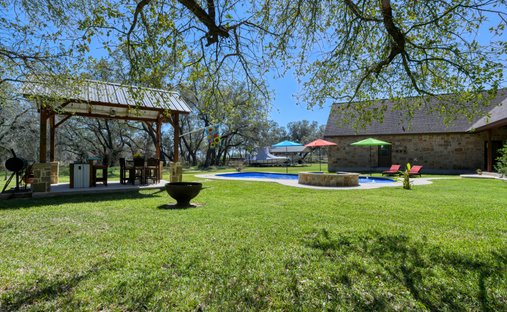 House in Floresville, Texas, United States 1