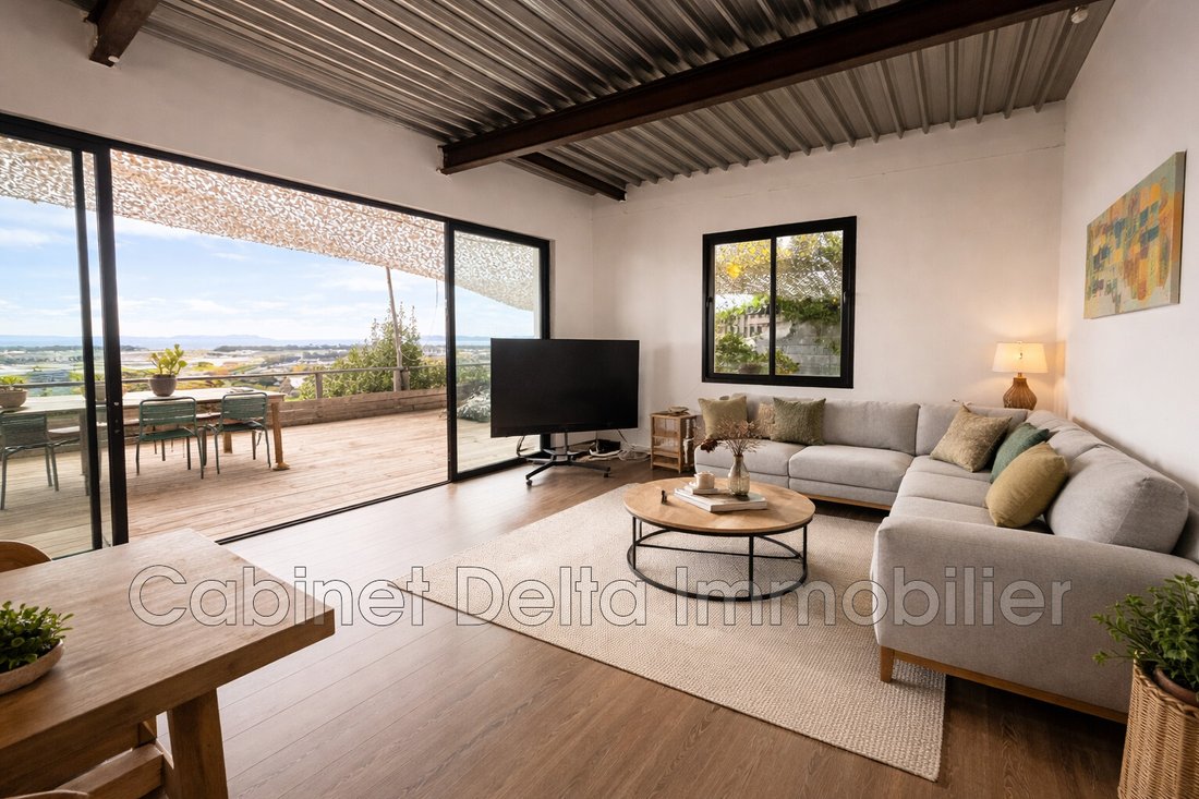 Villa in Hyeres, Provence-Alpes-Côte d'Azur, France 2 - 16714452