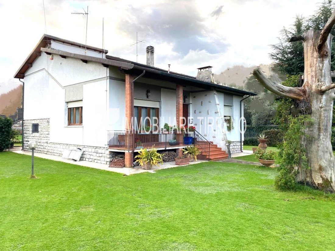 Villa in Puliche, Massa, Tuscany 2 - 15155448