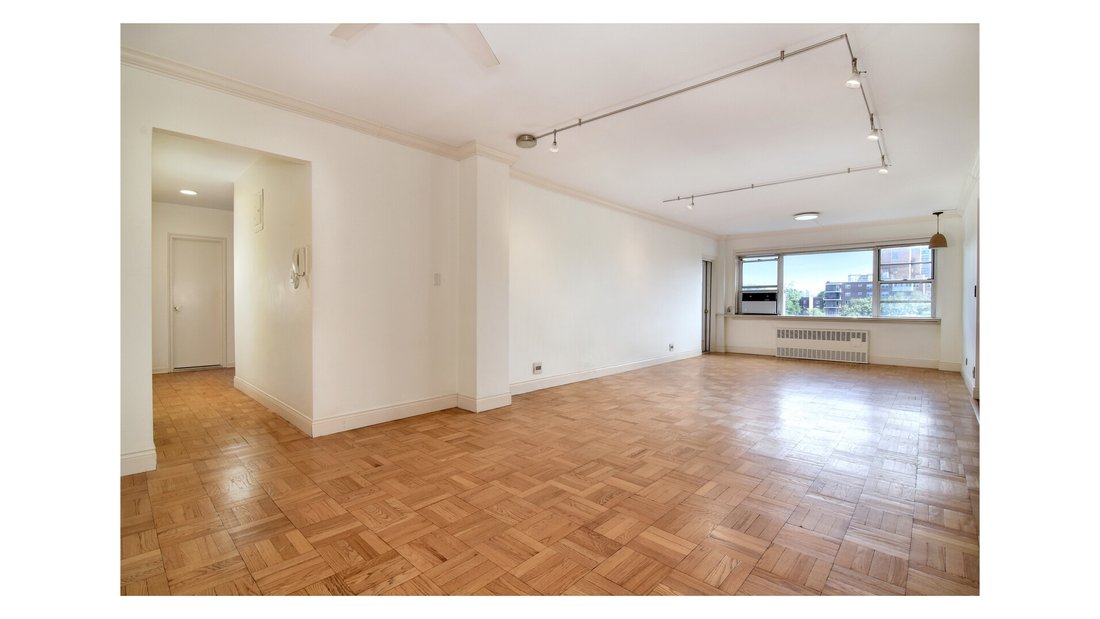Co Op in New York, New York, United States 5 - 16251136