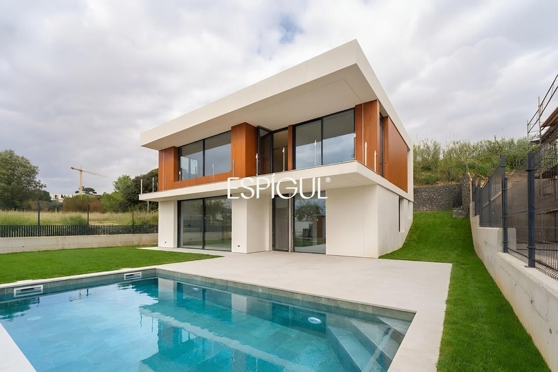 Villa in Vilassar de Dalt, Catalonia, Spain 2 - 16777033