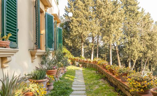 Apartment in Serpiolle - Massoni, Florence, Italy 1