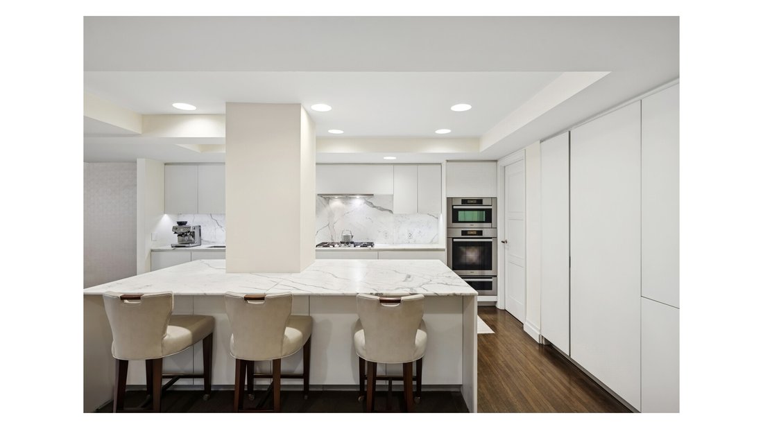 Condo in New York, New York, United States 4 - 17043590