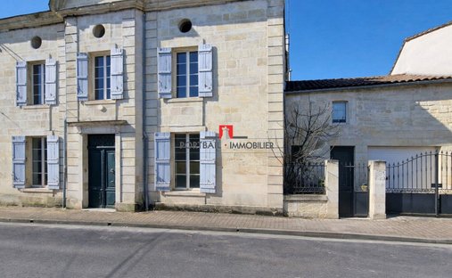 House in Nord Ouest, Saint-André-de-Cubzac, France 1
