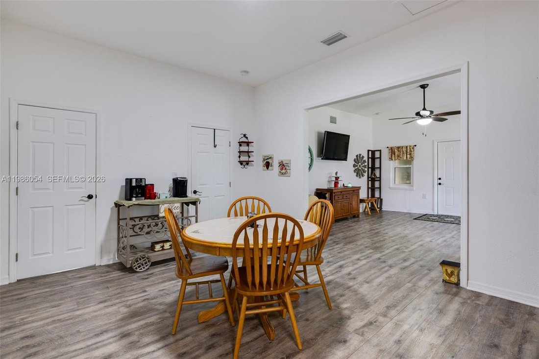 House in Palmdale, Florida, United States 5 - 17451106