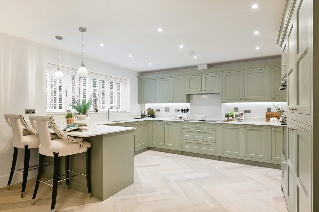 House in Epsom Downs, Reigate and Banstead, England 2 - 17456783