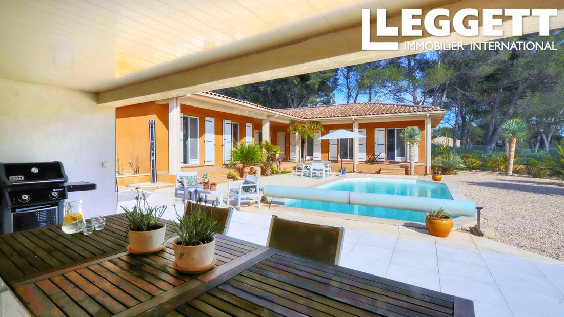 House in Lauris, Provence-Alpes-Côte d'Azur, France 4 - 17461259