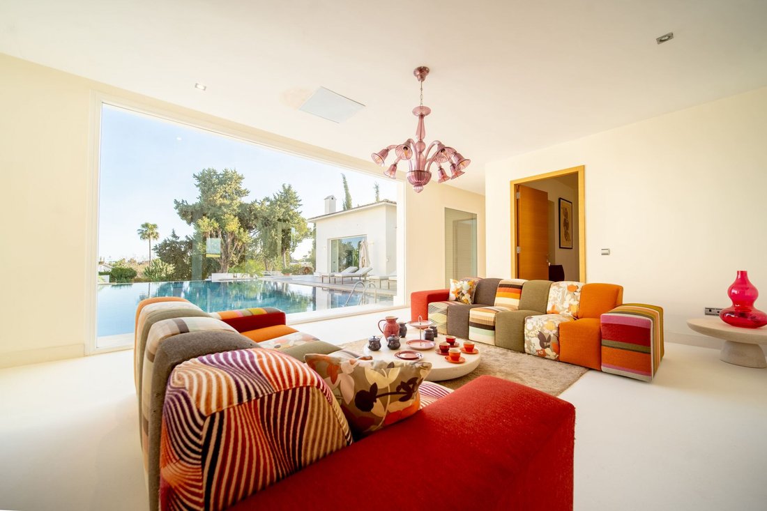 Villa in San Pedro de Alcantara, Andalusia, Spain 5 - 17461356