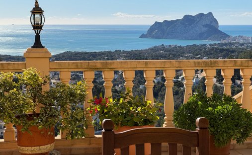 Villa in Benissa, Valencian Community, Spain 1