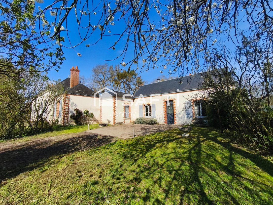 Casa a Artannes-sur-Indre, Centro-Val della Loira, Francia 3 - 17416608