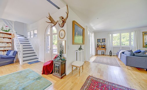 Château Saint Nom La Bretèche 1074.0 Sqm 10 Bedrooms