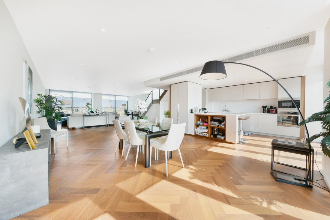 Apartment in New Covent Garden, Wandsworth (Greater London), England 1 - 17462557