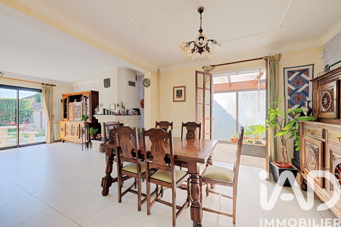 House in Lagny-sur-Marne, Ile-de-France, France 4 - 17454709