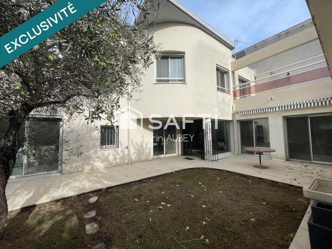 House in Garrigues, Nimes, France 1 - 16360518