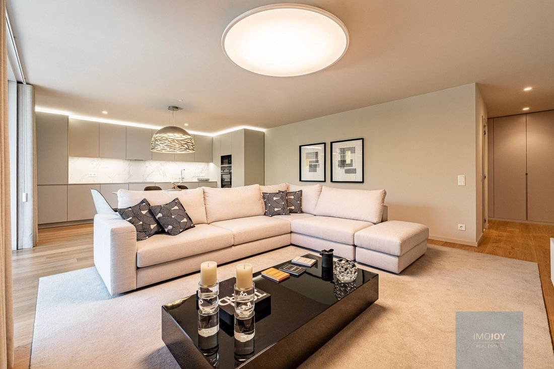 Apartment in Santa Marinha e Sao Pedro da Afurada, Porto District, Portugal 2 - 17457686
