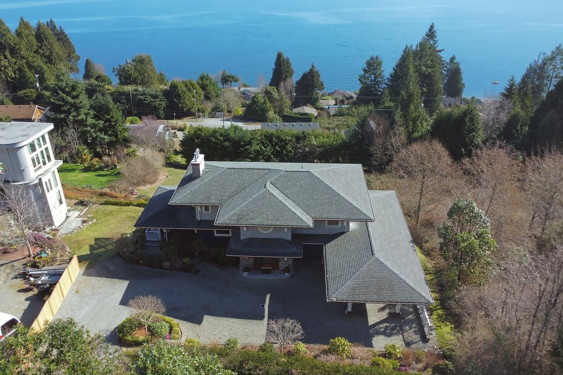 House in Gibsons, British Columbia, Canada 4 - 17452472