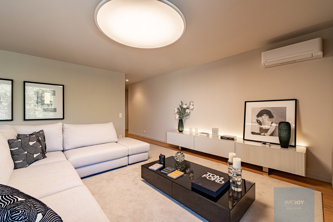 Apartment in Santa Marinha e Sao Pedro da Afurada, Porto District, Portugal 4 - 17457665