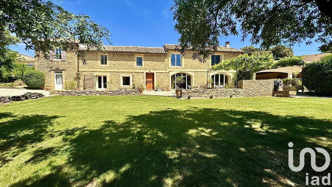 Casa en Uchaux, Provenza-Alpes-Costa Azul, Francia 2 - 17454216
